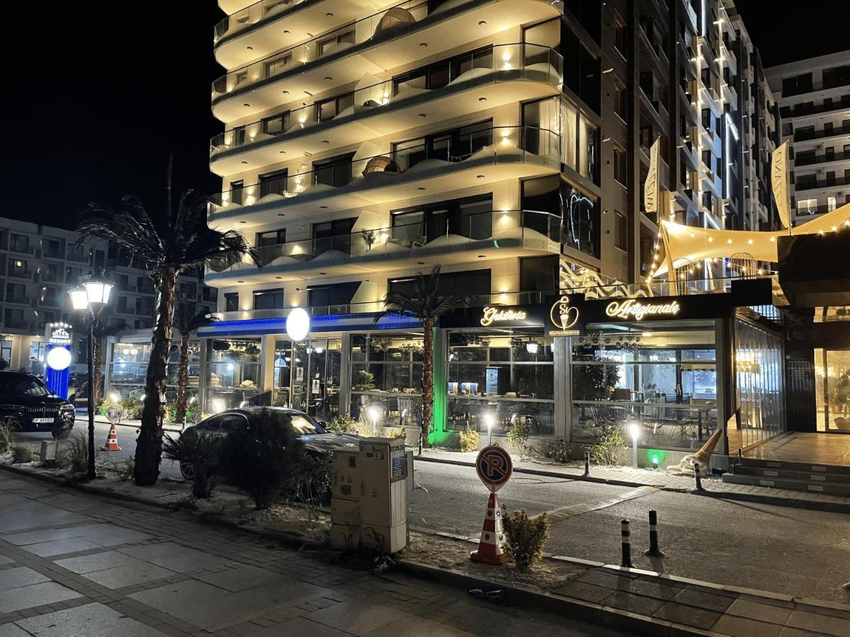 Pic si Poc Studio Appartamento Năvodari Esterno foto